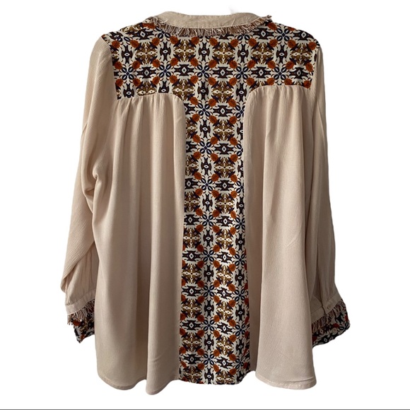 Umgee Cream Button Down Long Sleeve Shirt w/Fringe & Pattern Sz L - Picture 2 of 7